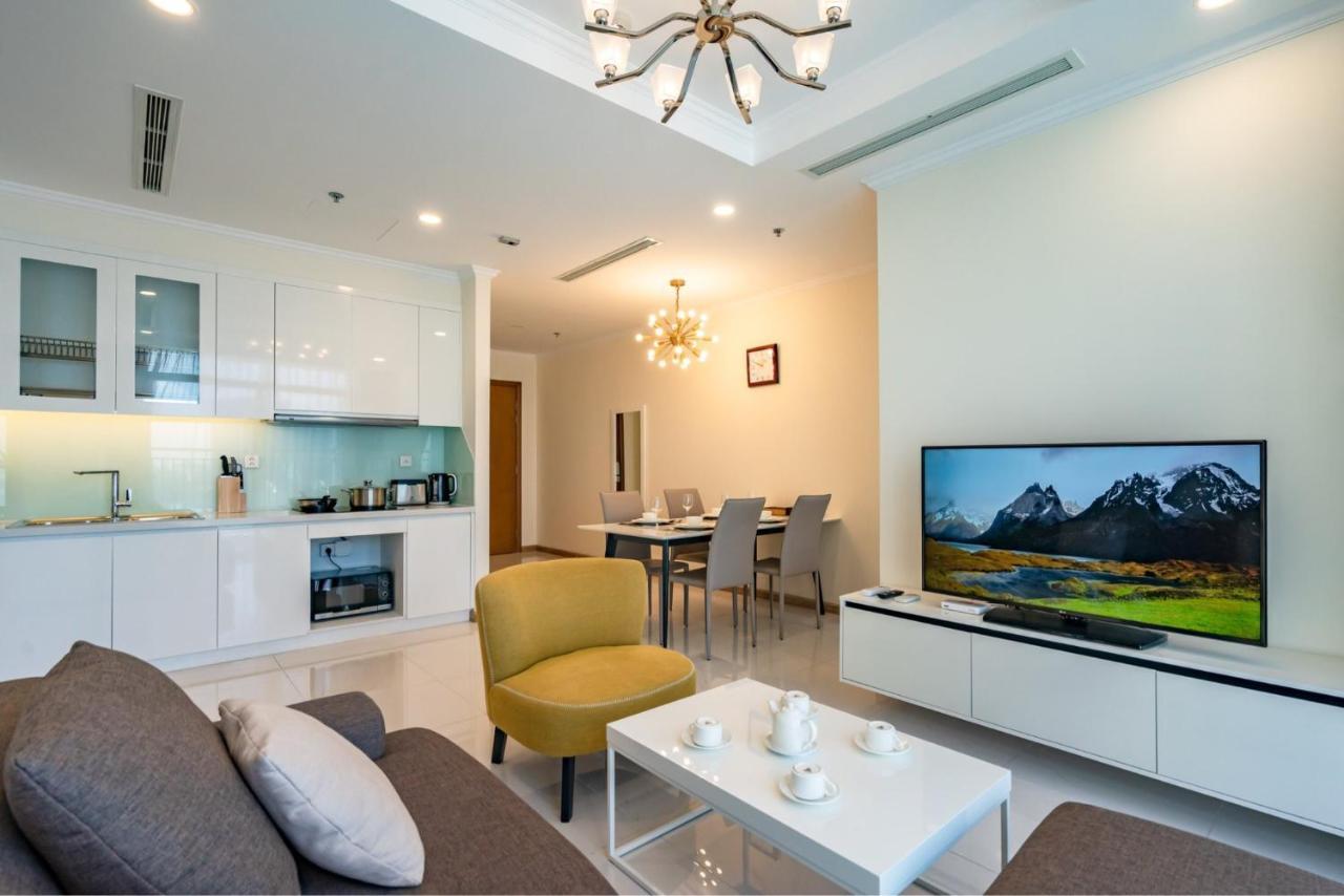 Luxury Vinhomes Central Park Humi Apartment Хошимин Экстерьер фото