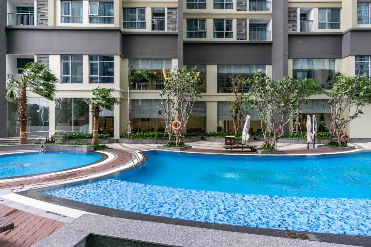 Luxury Vinhomes Central Park Humi Apartment Хошимин Экстерьер фото