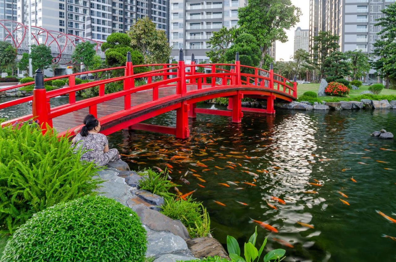 Luxury Vinhomes Central Park Humi Apartment Хошимин Экстерьер фото