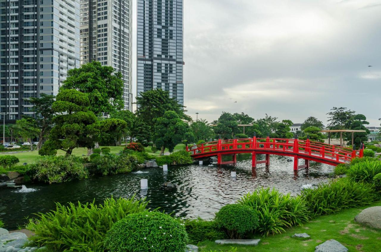 Luxury Vinhomes Central Park Humi Apartment Хошимин Экстерьер фото
