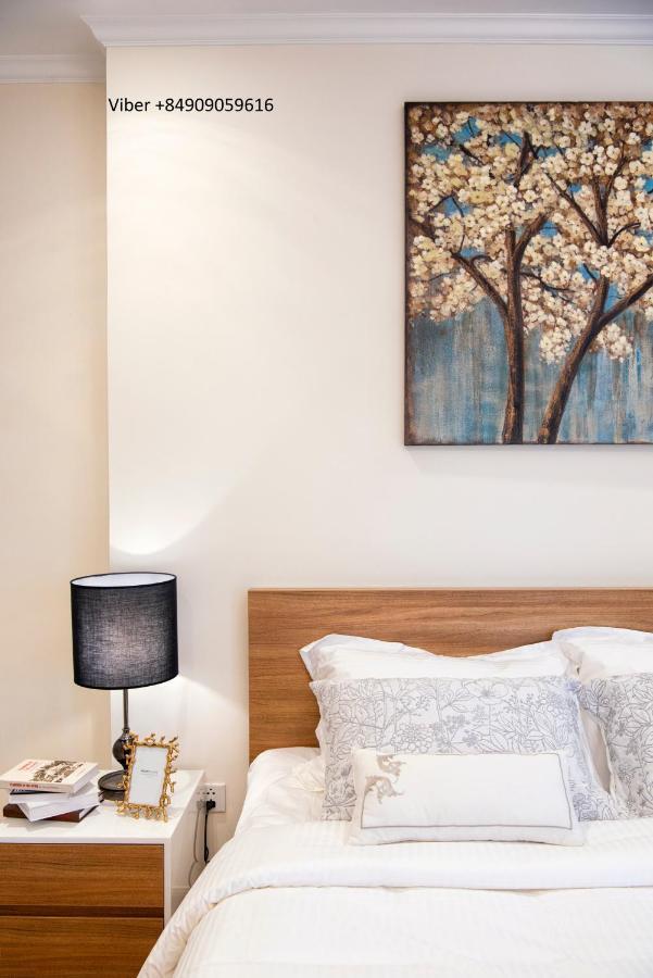 Luxury Vinhomes Central Park Humi Apartment Хошимин Экстерьер фото