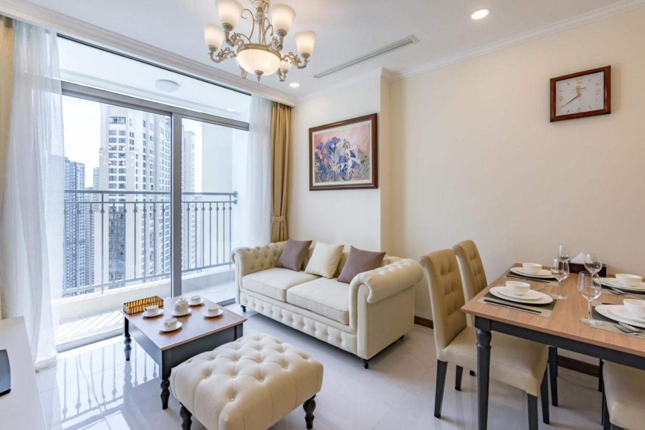 Luxury Vinhomes Central Park Humi Apartment Хошимин Экстерьер фото