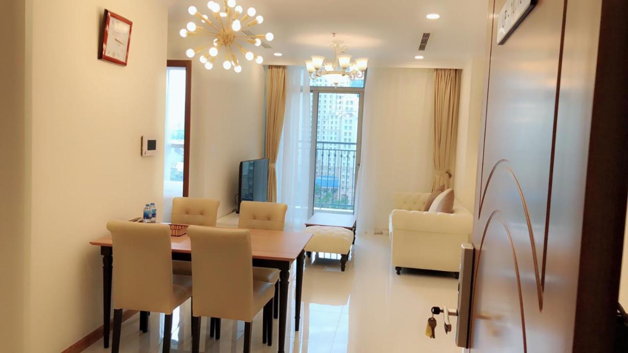 Luxury Vinhomes Central Park Humi Apartment Хошимин Экстерьер фото