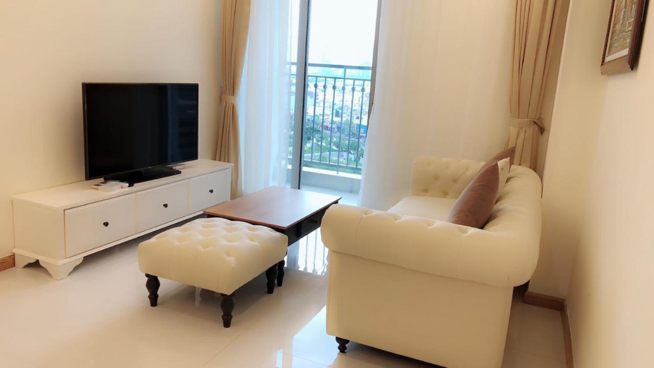 Luxury Vinhomes Central Park Humi Apartment Хошимин Экстерьер фото